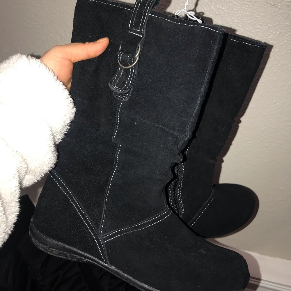 Black boots